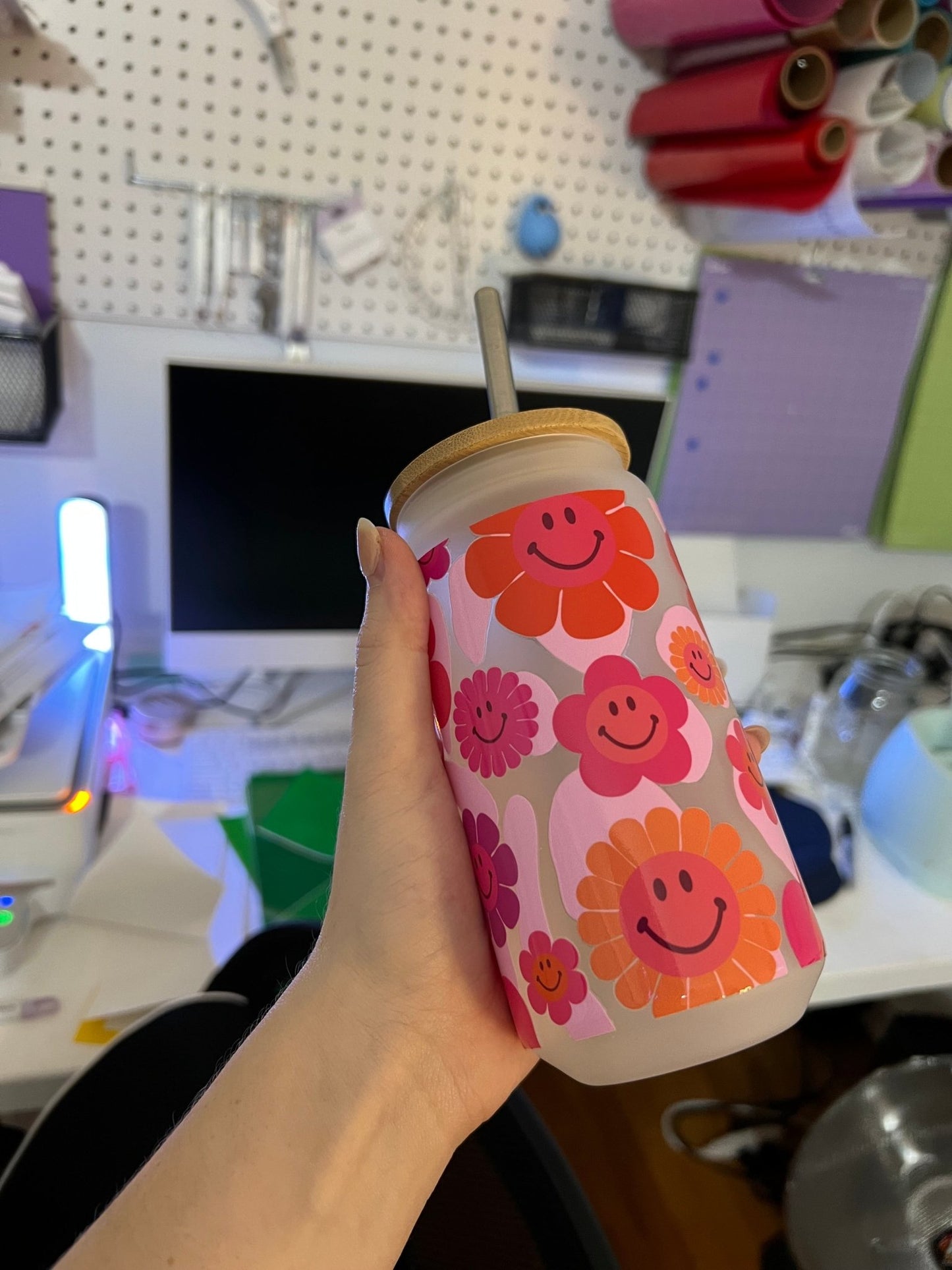 Retro Smiley Frosted Glass Can 18oz