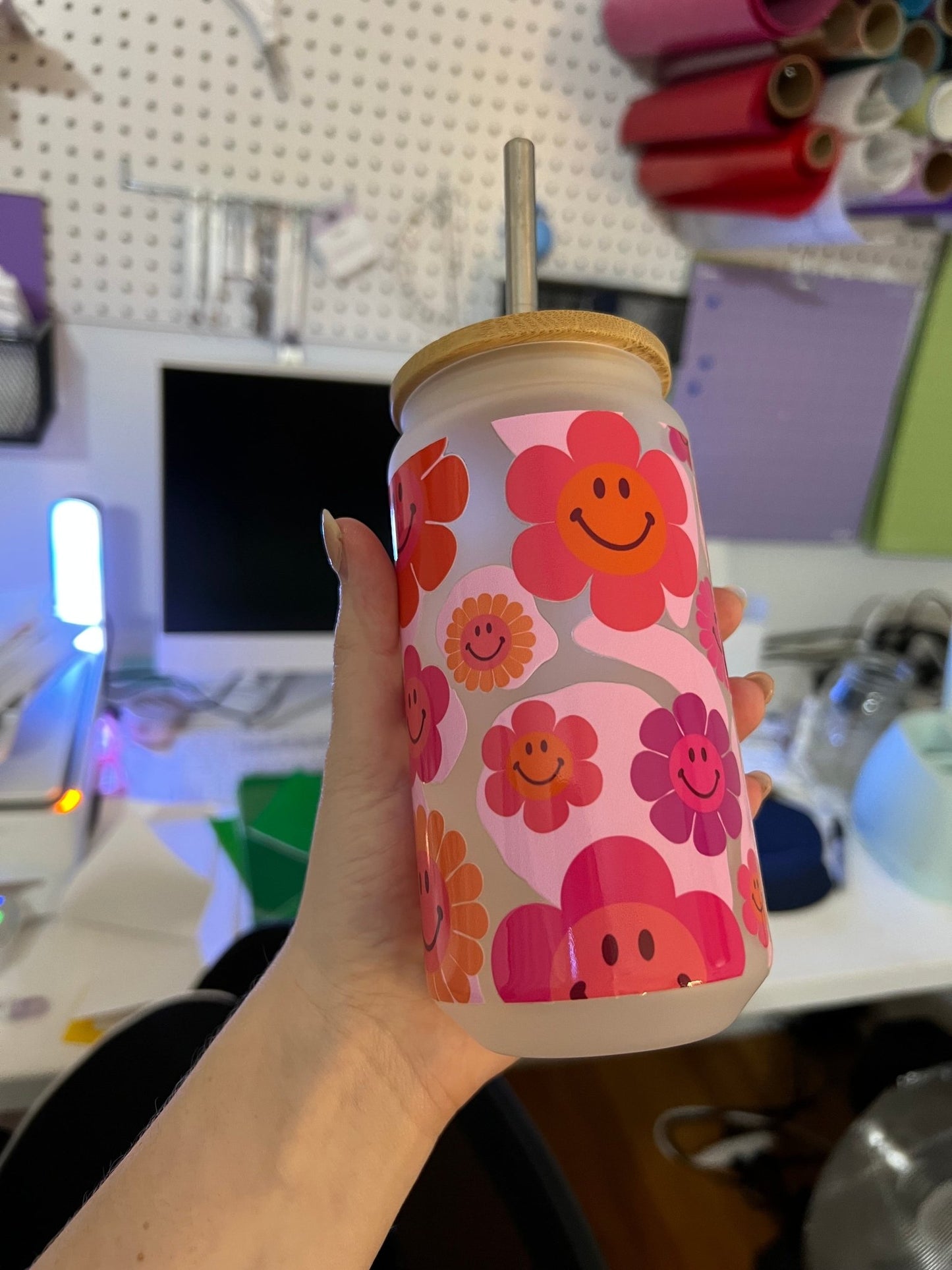 Retro Smiley Frosted Glass Can 18oz